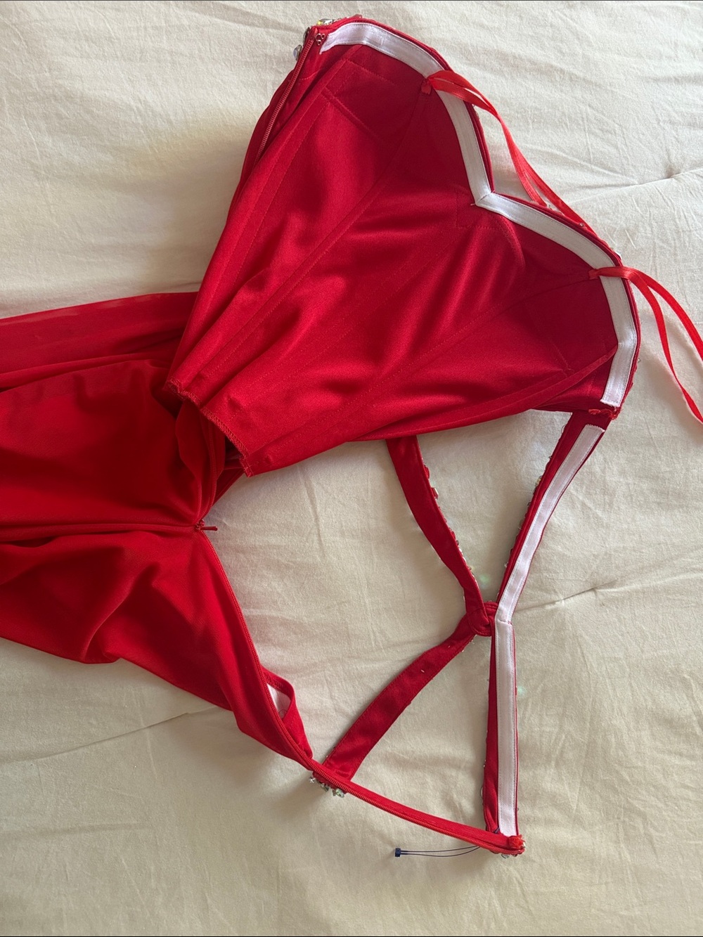 Authentic La Femme Red Strapless Gown with Sweatheart Neckline and Crossed Back - Picture 10 of 13